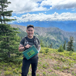 Meet your Posher, Elissa